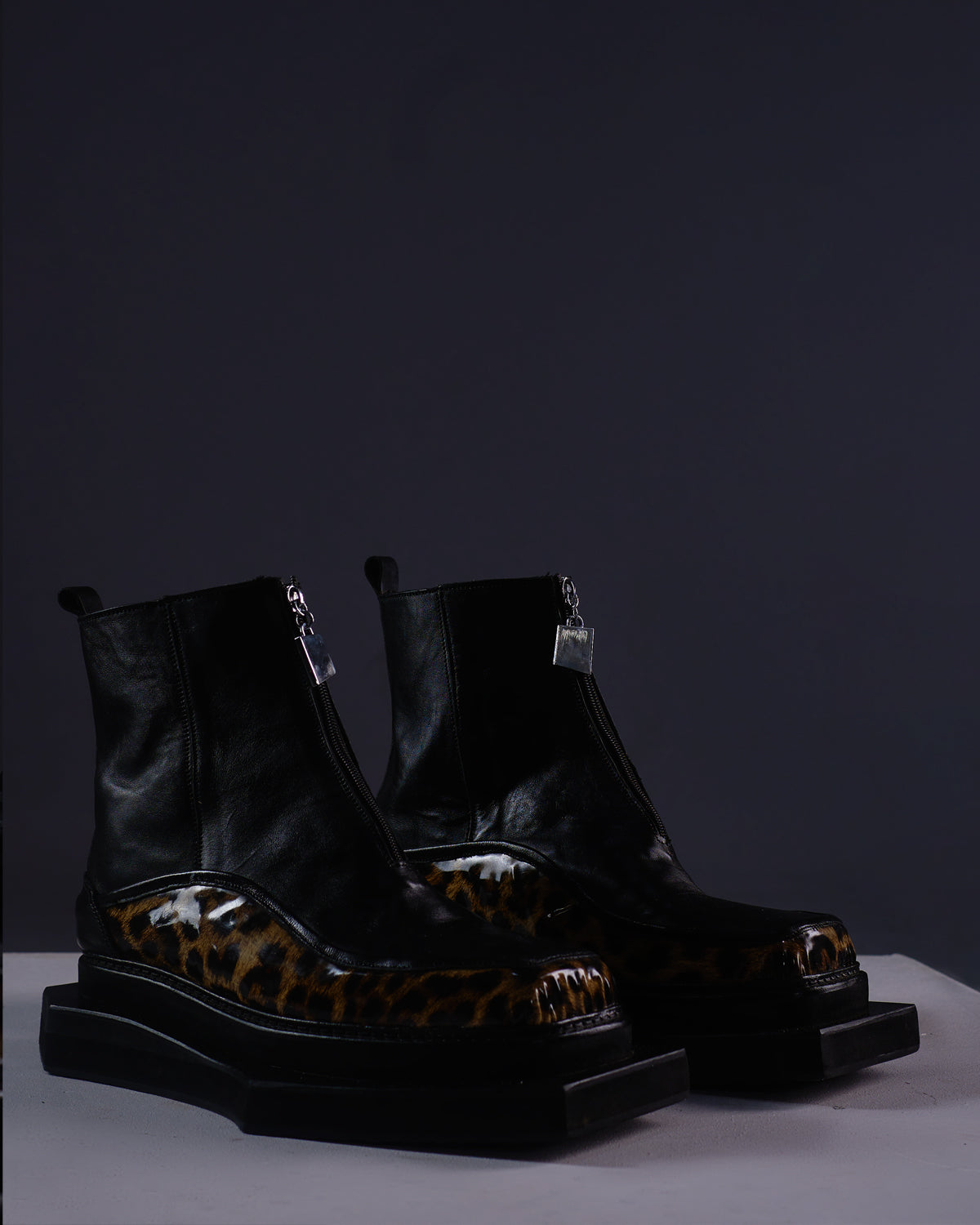 ECHO II - THE WILD BOOTS